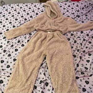 SHEIN Fuzzy Beige Kids Matching set